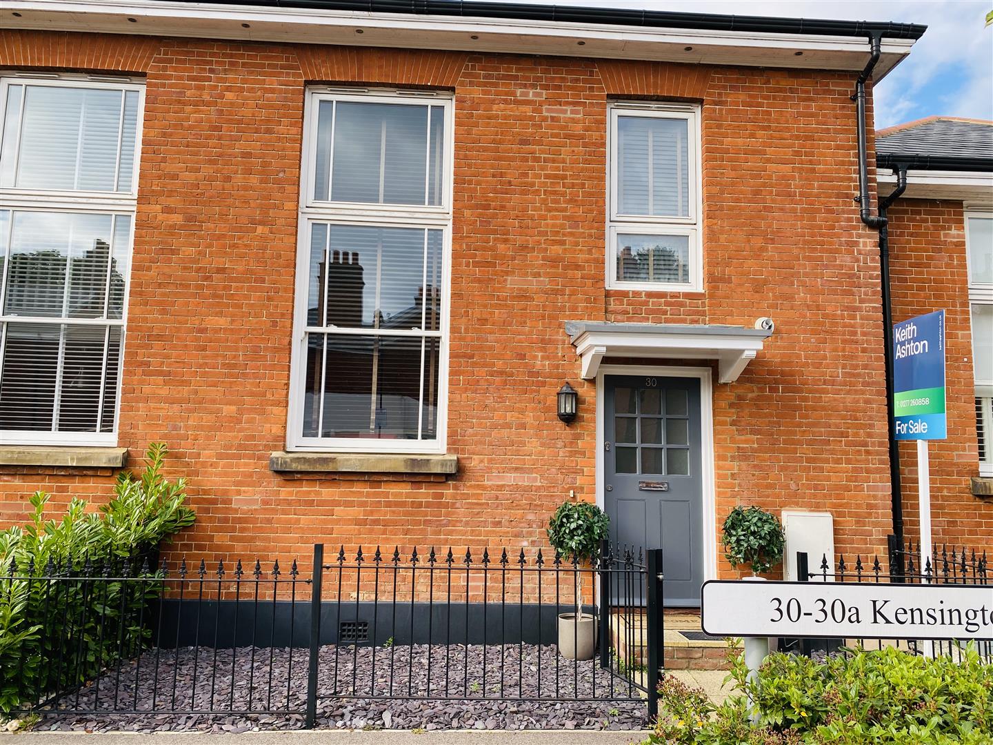 Kensington Way, Brentwood Keith Ashton